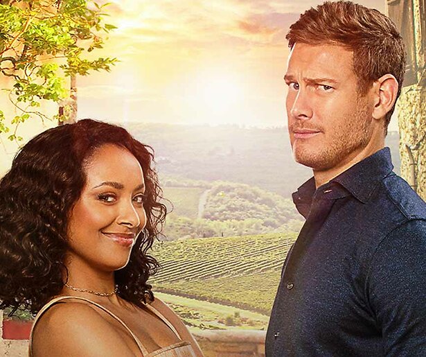 Romanticismo, commedia, sole e Italia innamorata in villa su Netflix